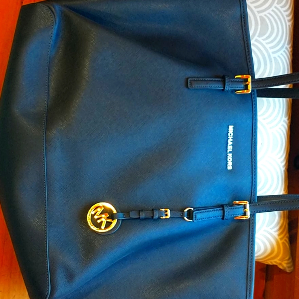Michael kors laptop bag / purse - Picture 1 of 7